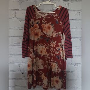 Girls size 10 tunic top